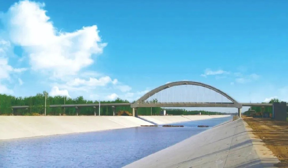 施工的南水北调东线柳长河输水航道工程